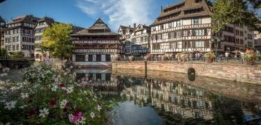 It's easy to fall in love with the many beautiful cities, each with its own distinctive character.